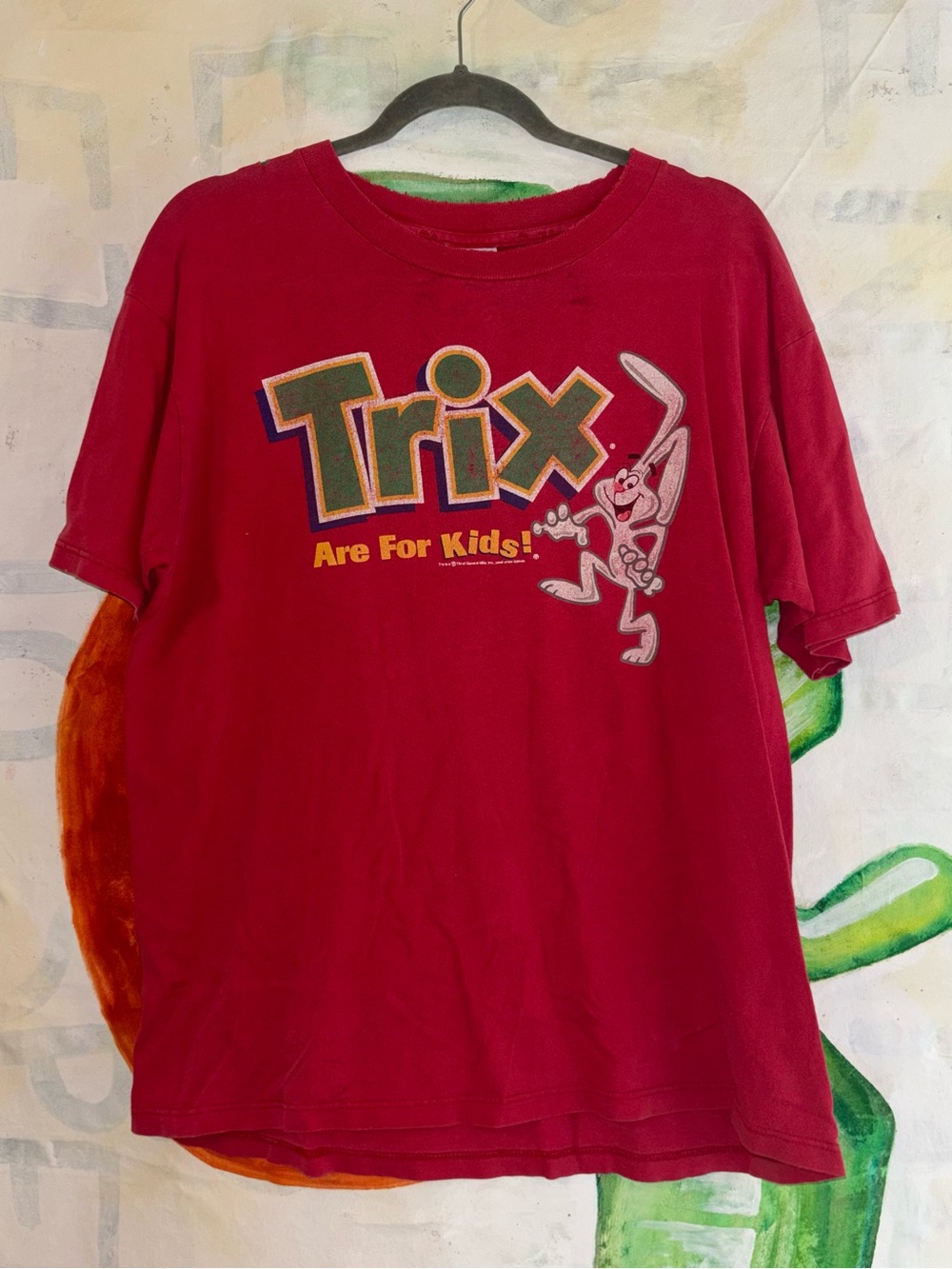 VTG 90s Gildan Red Trix Cereal Graphic Tee